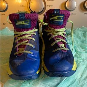 Boys Under Armour basketball Shoe.